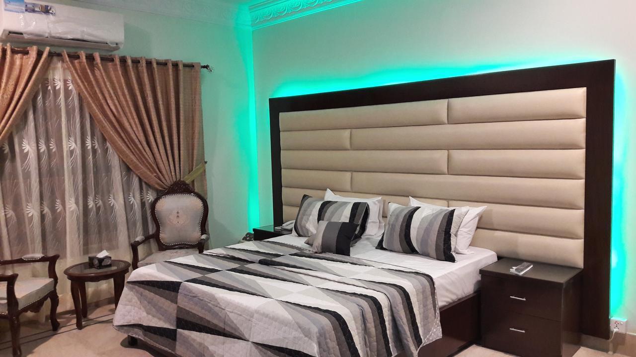 Hotel Seven 7 Karachi Extérieur photo