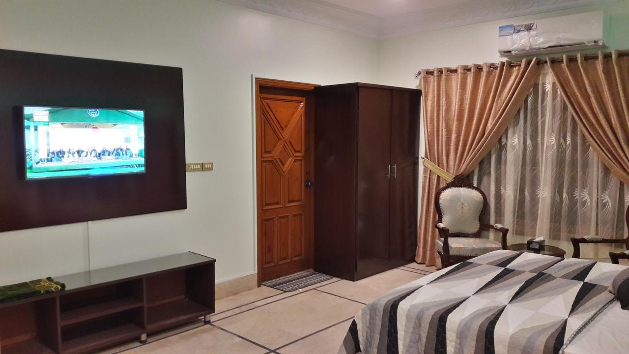 Hotel Seven 7 Karachi Extérieur photo