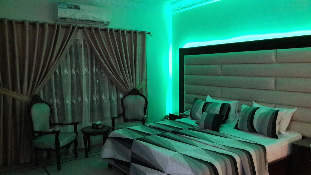 Hotel Seven 7 Karachi Extérieur photo