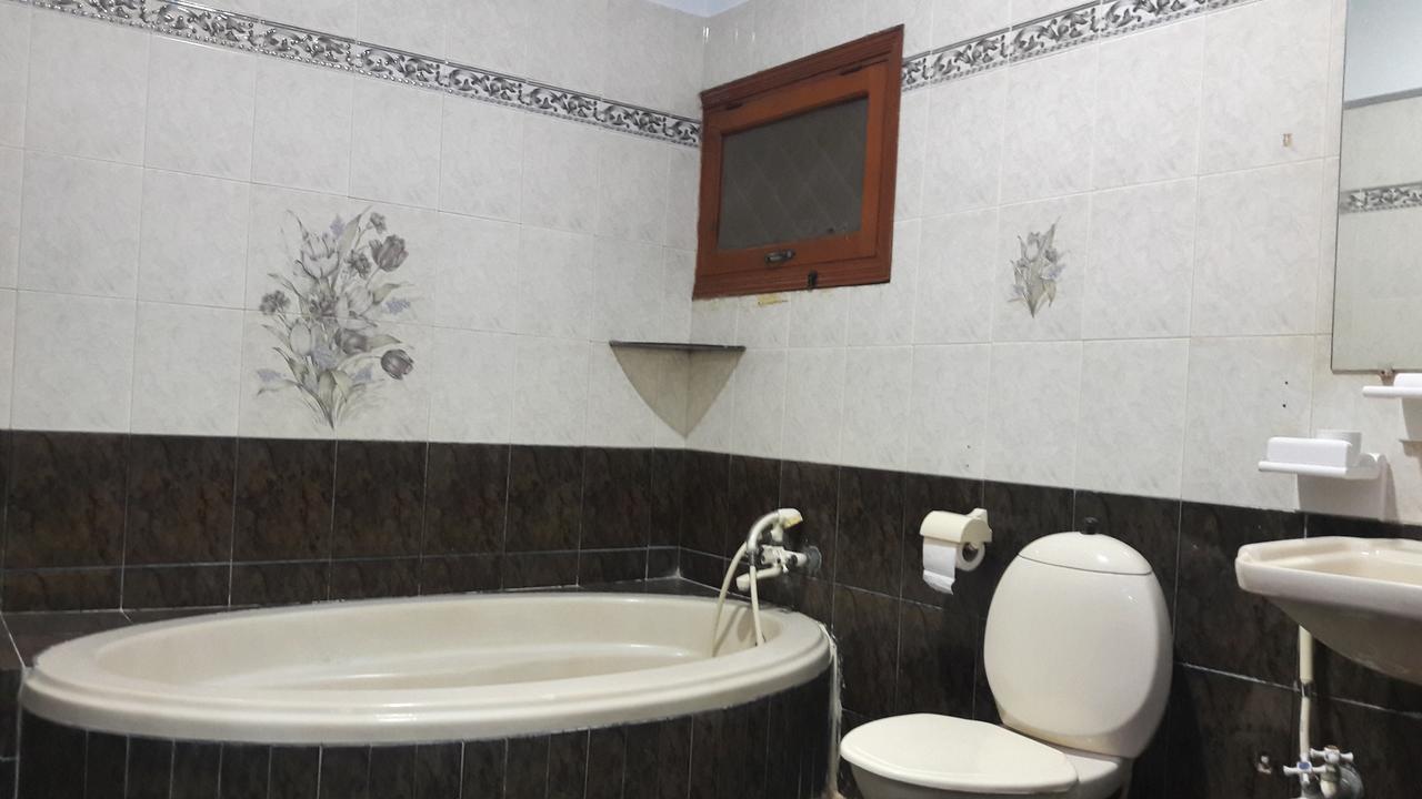 Hotel Seven 7 Karachi Extérieur photo