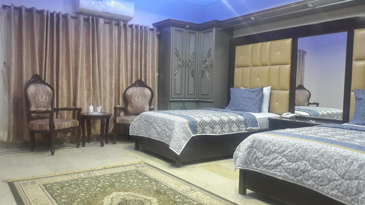 Hotel Seven 7 Karachi Extérieur photo